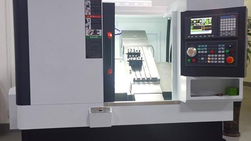 数控铣床：如何从参数对比中挑选合适型号