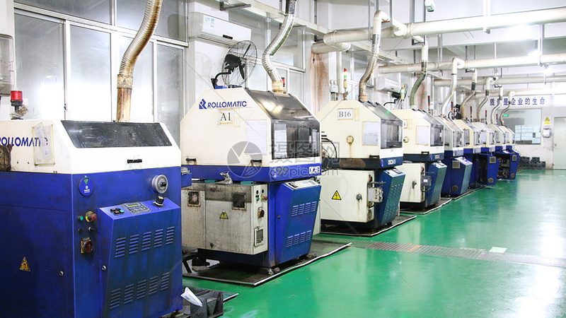 高速模具立式加工中心：揭秘其核心规格与选型要点**